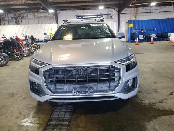 2019 AUDI Q8