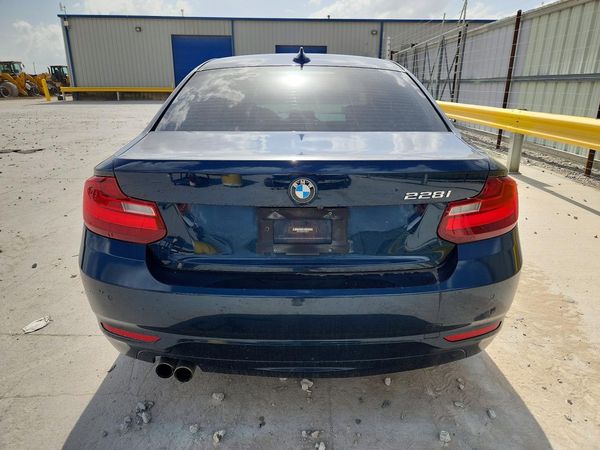2015 BMW 228