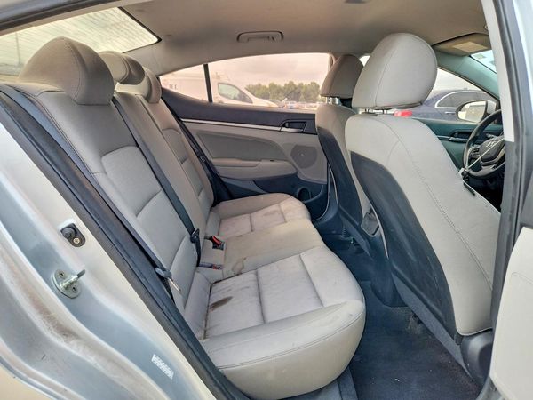 2017 HYUNDAI ELANTRA