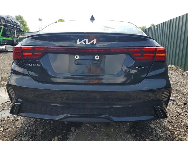2024 KIA FORTE GT Line