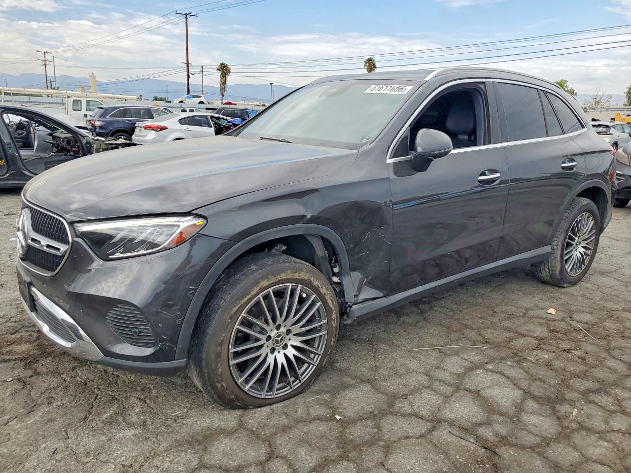 2024 MERCEDES-BENZ GLC