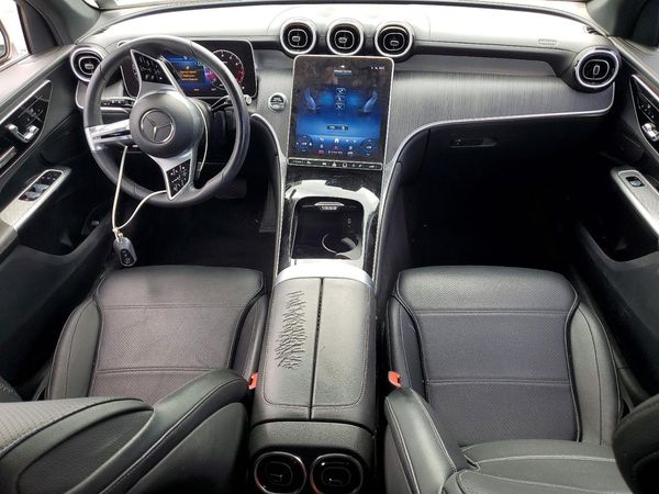 2024 MERCEDES-BENZ GLC