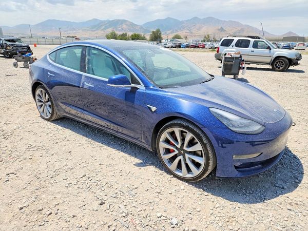 2019 TESLA MODEL 3