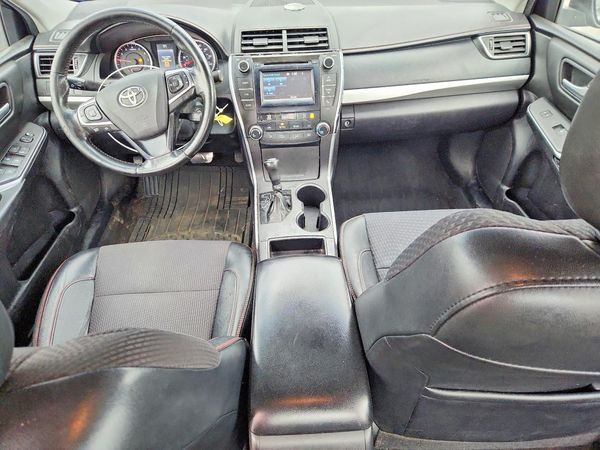 2015 TOYOTA CAMRY