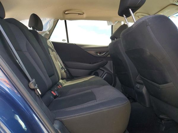 2020 SUBARU OUTBACK Premium