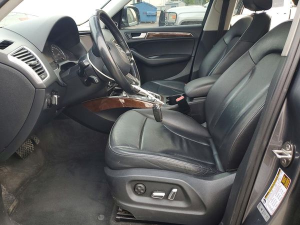 2016 AUDI Q5 quattro Premium Plus