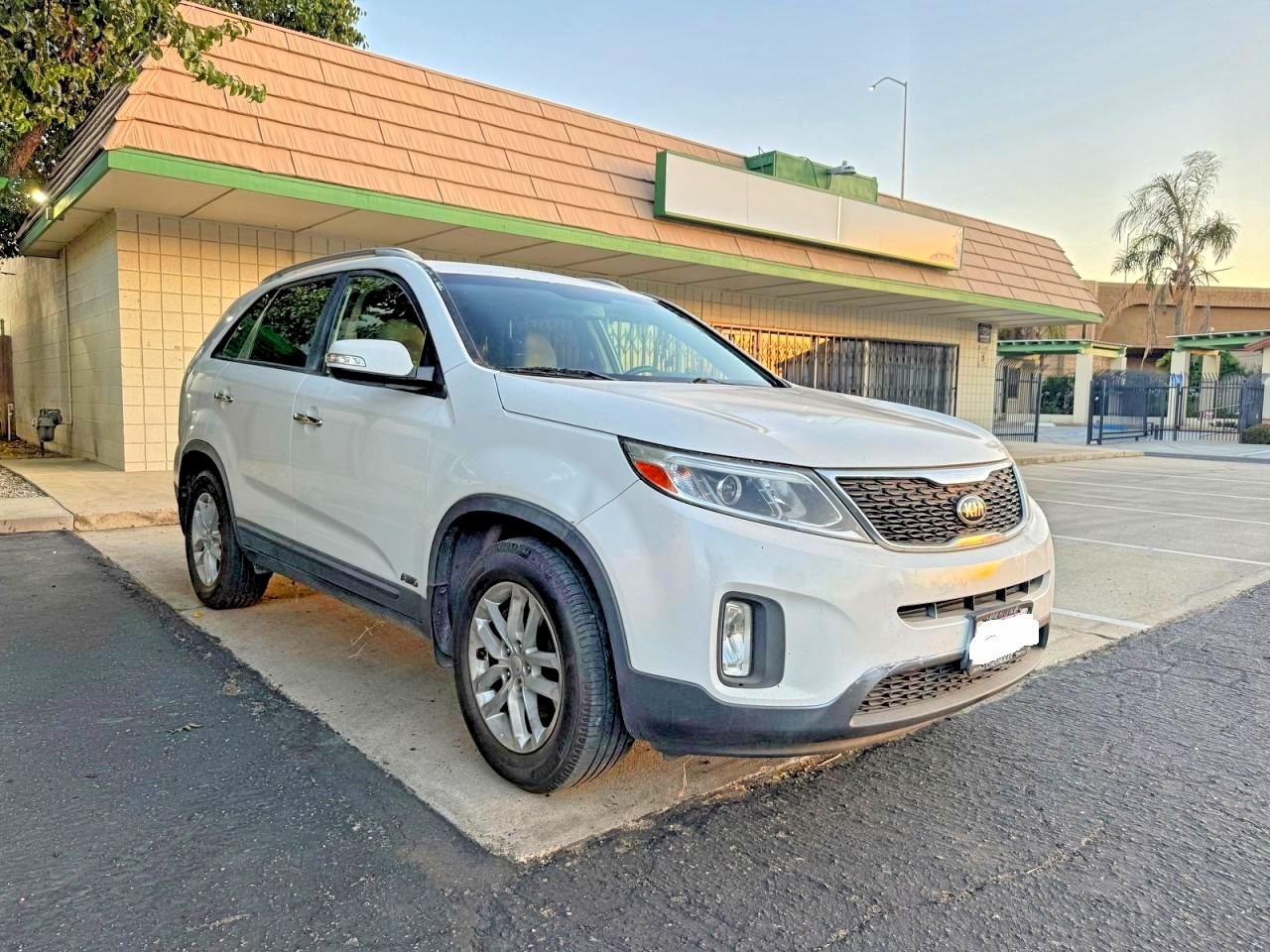 2014 KIA SORENTO Base/ LX