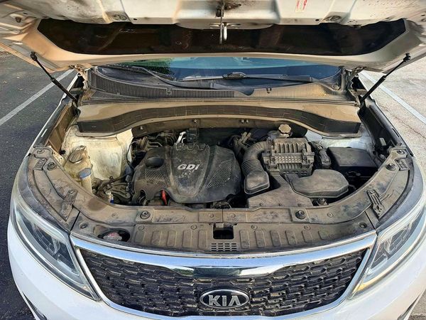 2014 KIA SORENTO Base/ LX