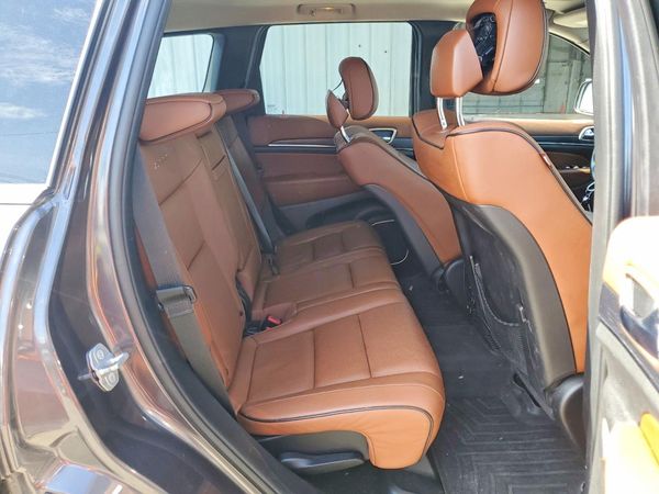 2015 JEEP GRAND CHEROKEE SUMMIT 4X2