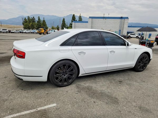 2015 AUDI A8