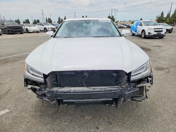 2015 AUDI A8