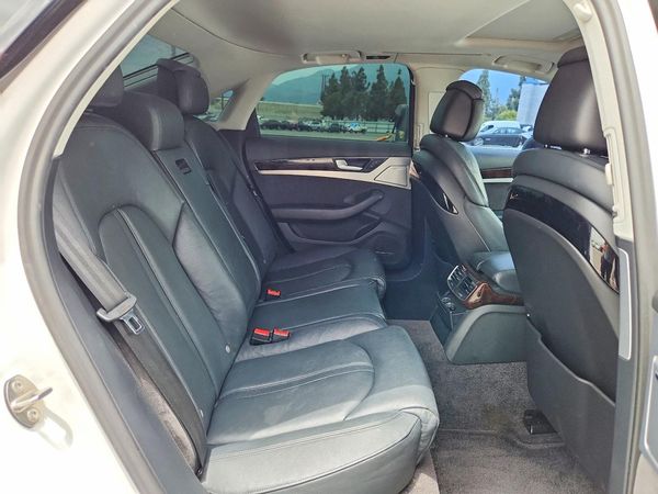 2015 AUDI A8