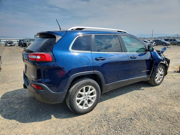 2018 JEEP CHEROKEE LATITUDE PLUS 4X4