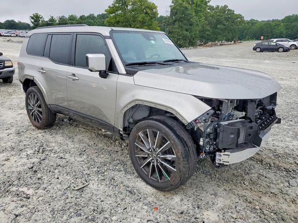 2024 LEXUS GX 550