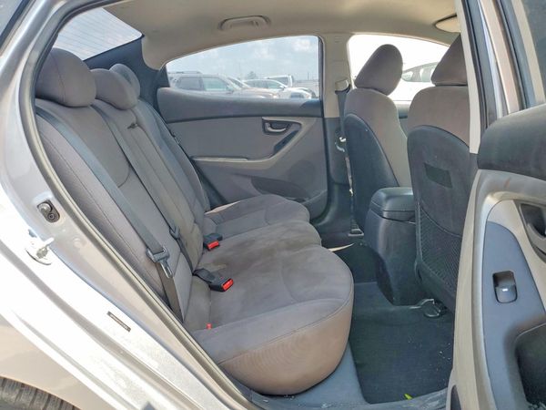 2016 HYUNDAI ELANTRA