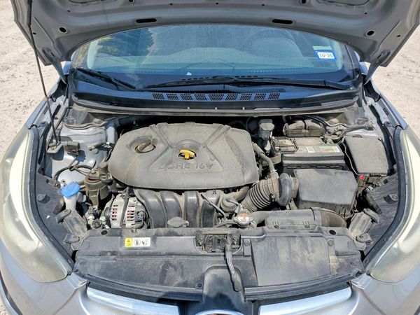 2016 HYUNDAI ELANTRA