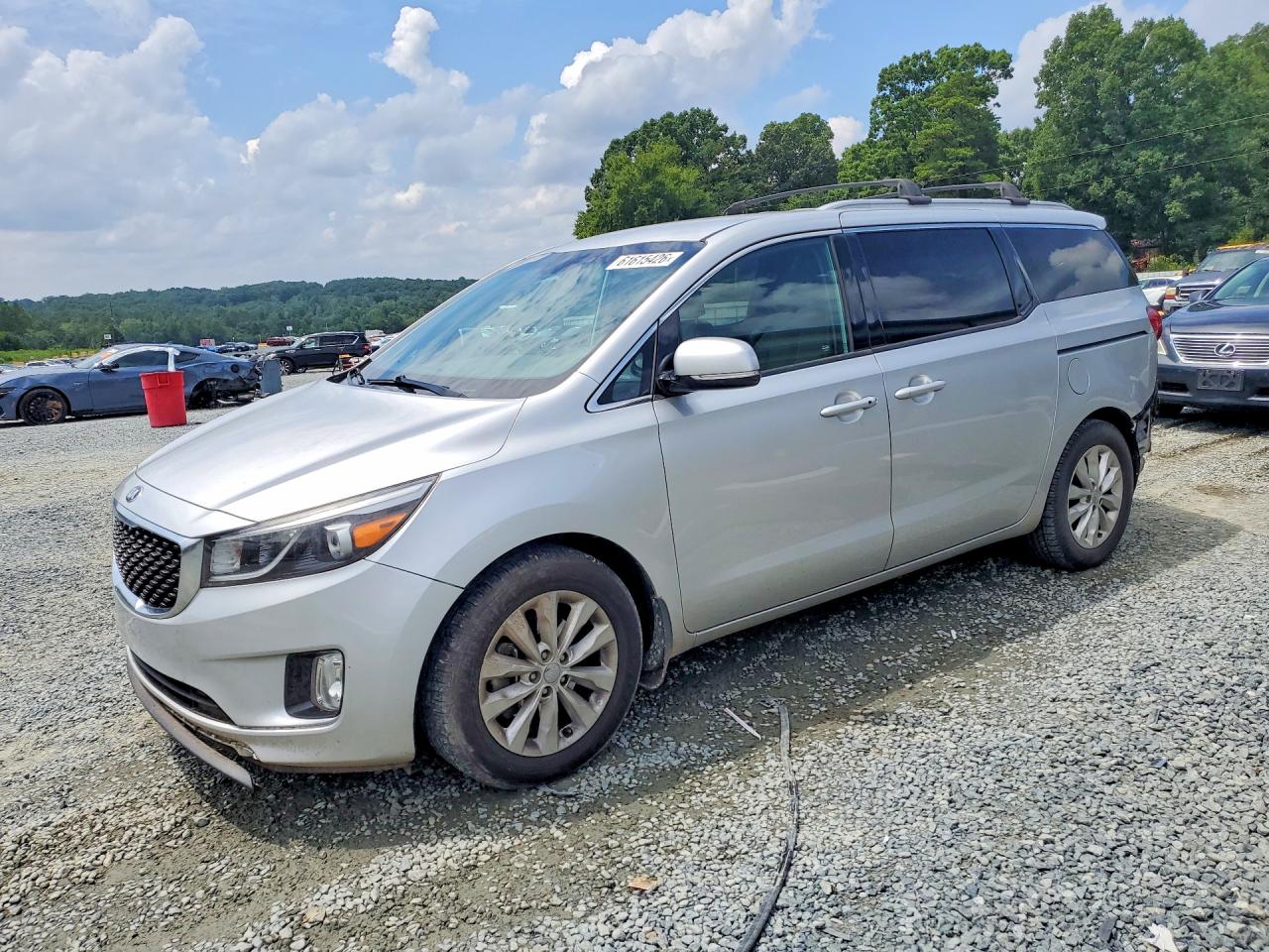 2016 KIA SEDONA EX - Middle level