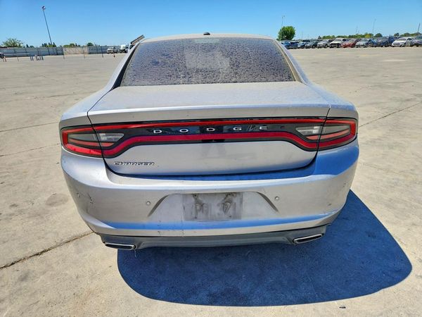 2016 DODGE CHARGER SE