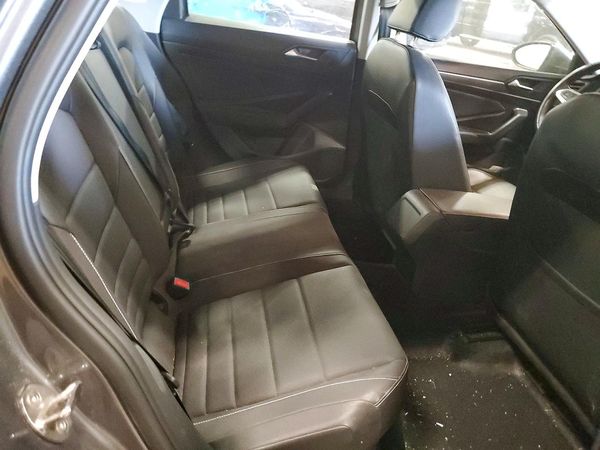2024 VOLKSWAGEN JETTA SE, SE (AQ301 Trans)