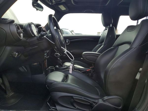 2014 MINI COOPER