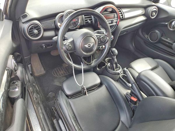 2014 MINI COOPER