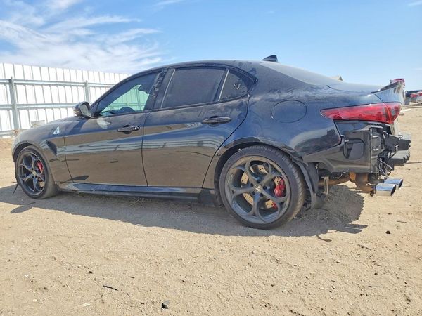 2022 ALFA ROMEO GIULIA
