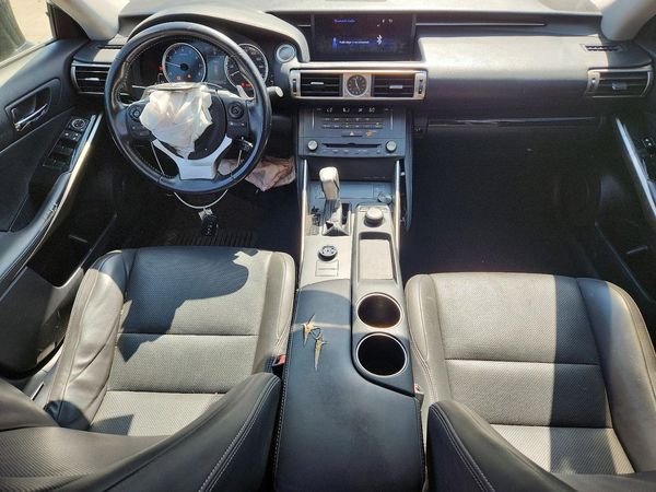 2016 LEXUS IS 300