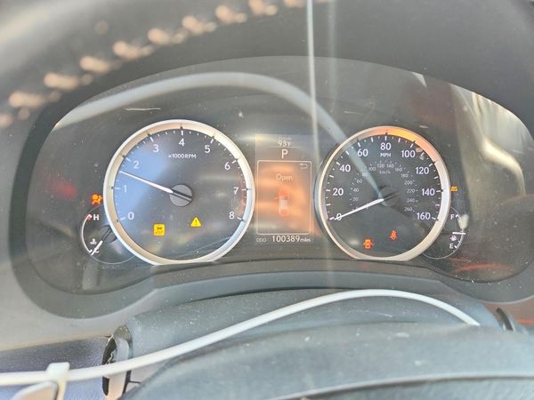 2016 LEXUS IS 300