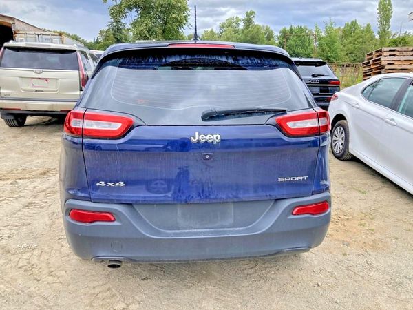 2015 JEEP CHEROKEE Sport