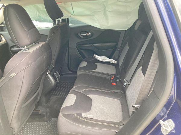 2015 JEEP CHEROKEE Sport