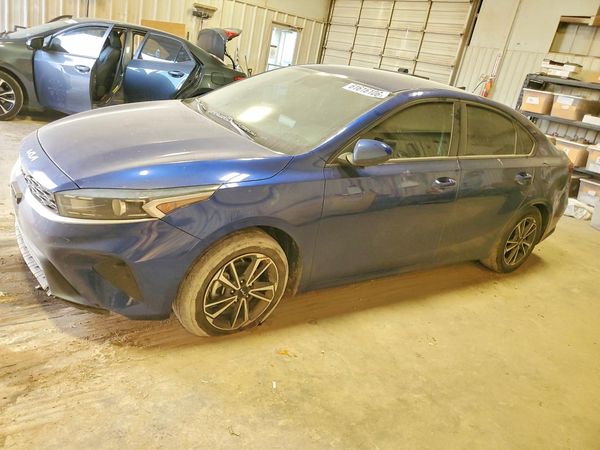 2022 KIA FORTE FE, LXS