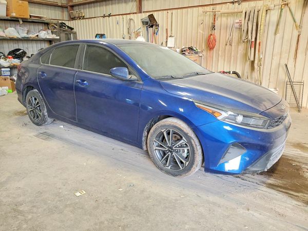 2022 KIA FORTE FE, LXS