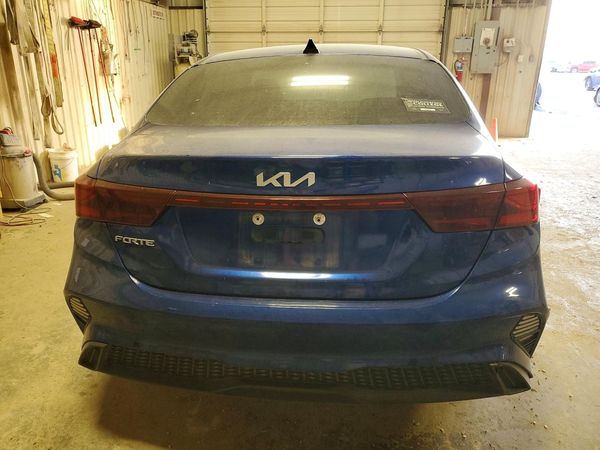 2022 KIA FORTE FE, LXS