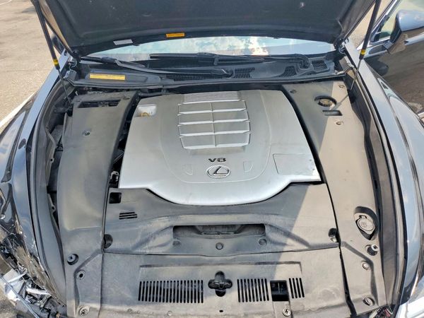 2017 LEXUS LS 460