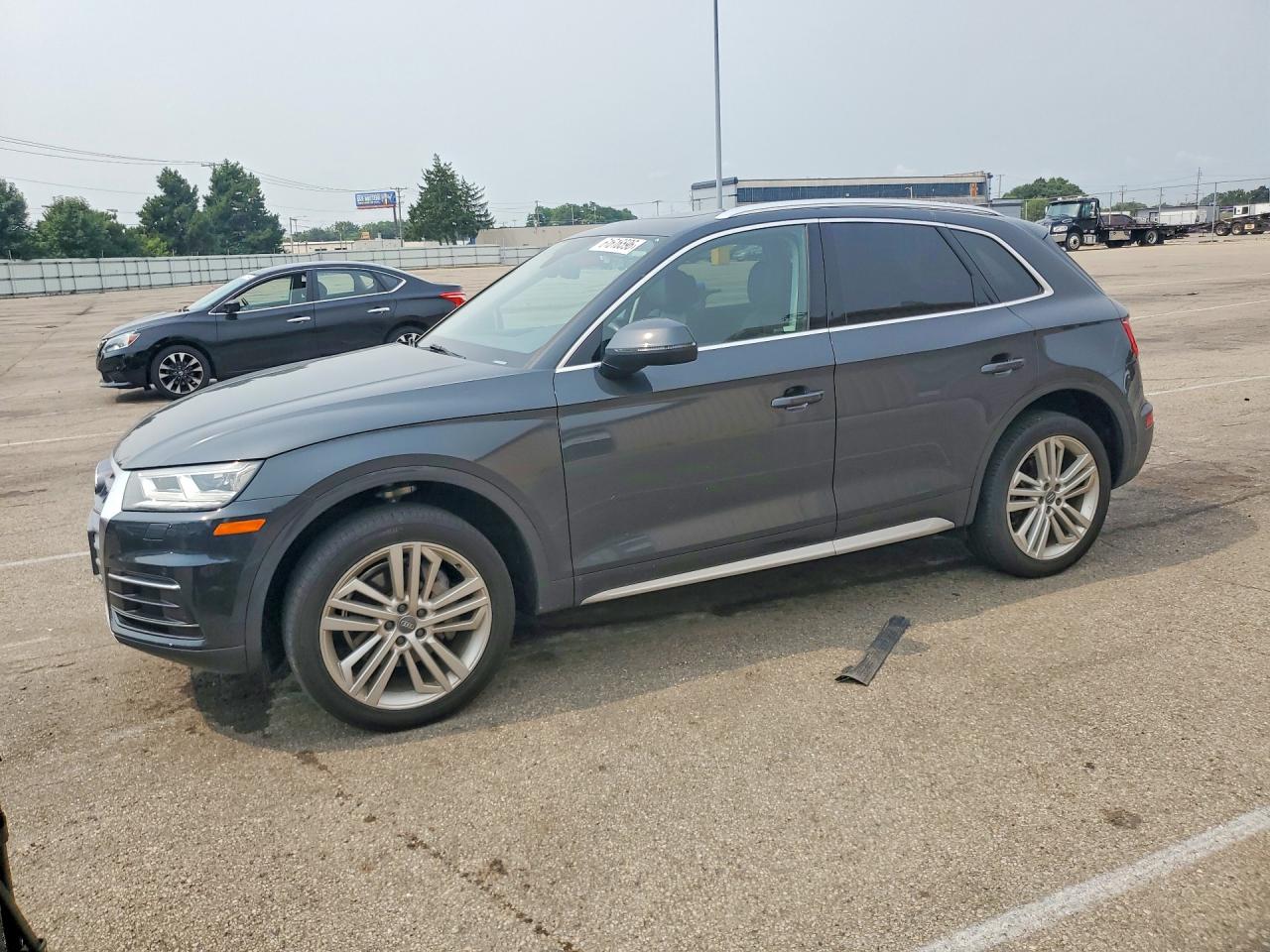 2018 AUDI Q5 quattro Premium Plus