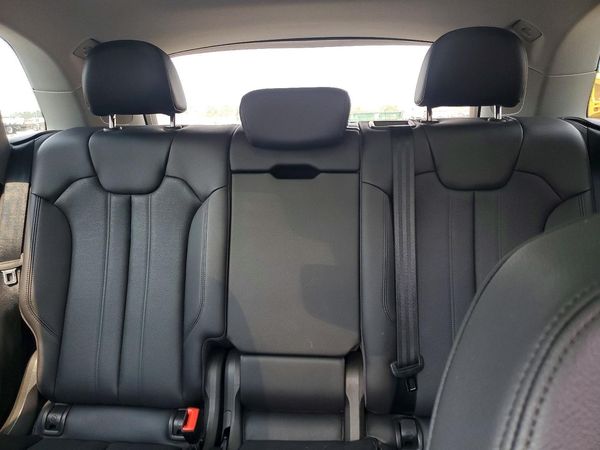 2018 AUDI Q5 quattro Premium Plus