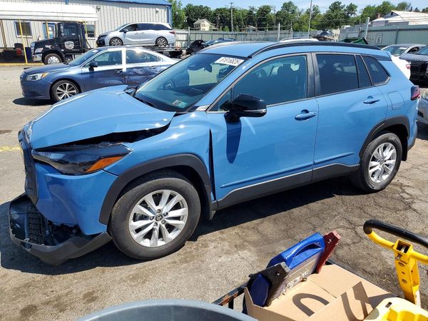 2026 TOYOTA COROLLA CROSS