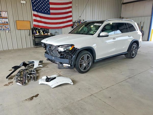 2025 MERCEDES-BENZ GLS