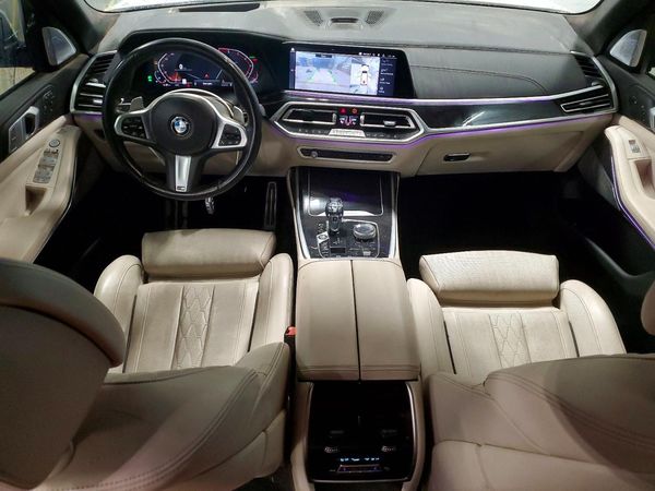 2019 BMW X7