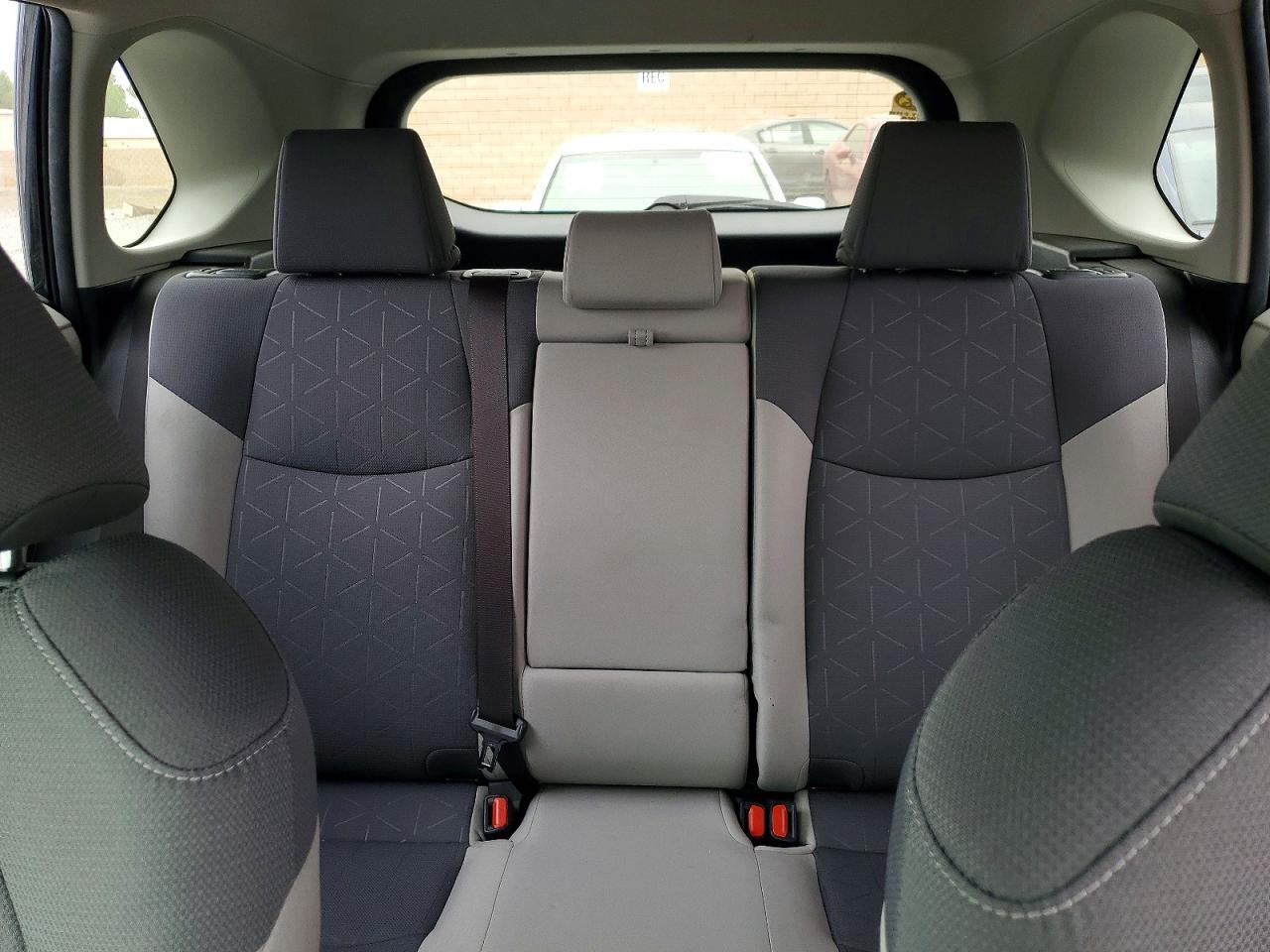 2019 TOYOTA RAV4 XLE / XLE Premium 4WD