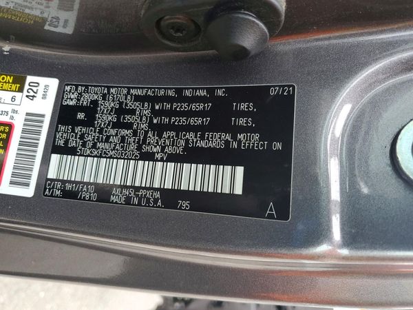 2021 TOYOTA SIENNA LE
