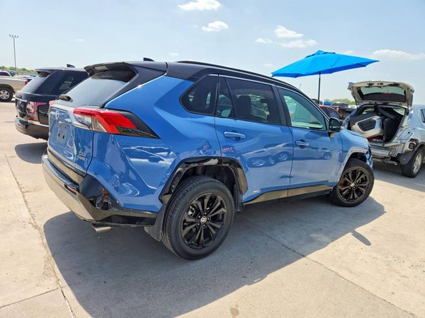 2023 TOYOTA RAV4 XSE
