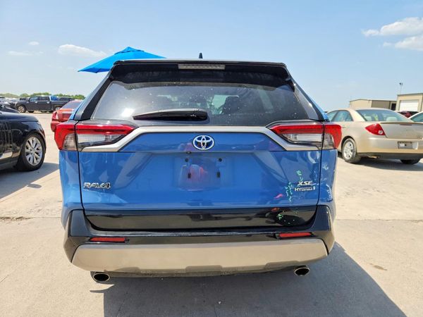 2023 TOYOTA RAV4 XSE