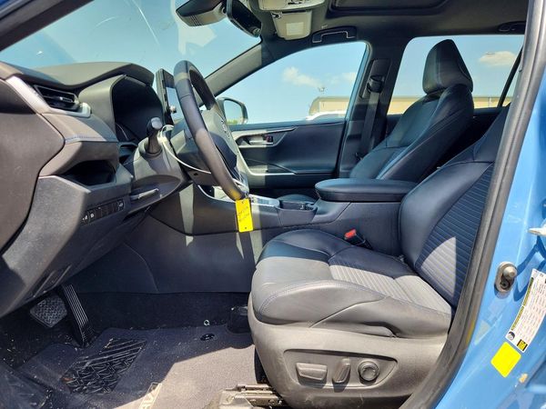 2023 TOYOTA RAV4 XSE