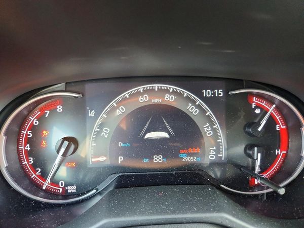 2024 TOYOTA RAV4 LE