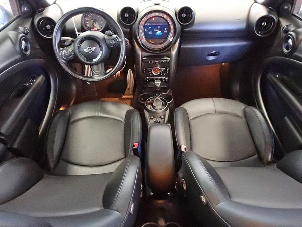 2016 MINI COOPER