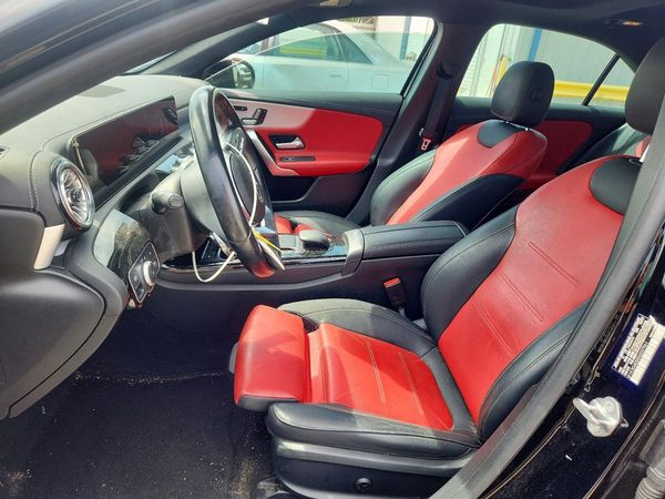 2022 MERCEDES-BENZ A A220