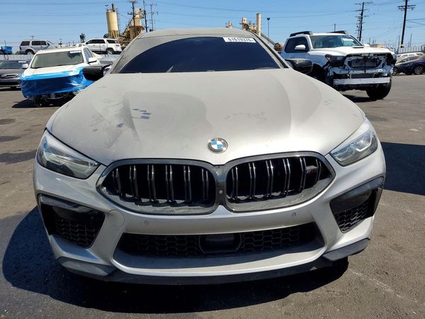 2021 BMW M8