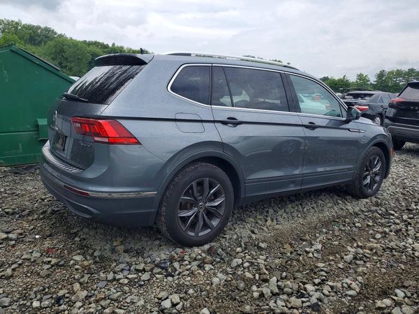 2023 VOLKSWAGEN TIGUAN 4Motion SE