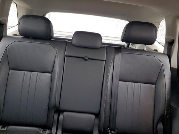 2023 VOLKSWAGEN TIGUAN 4Motion SE